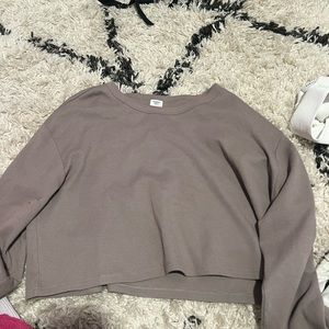 Long sleeve Aritzia shirt